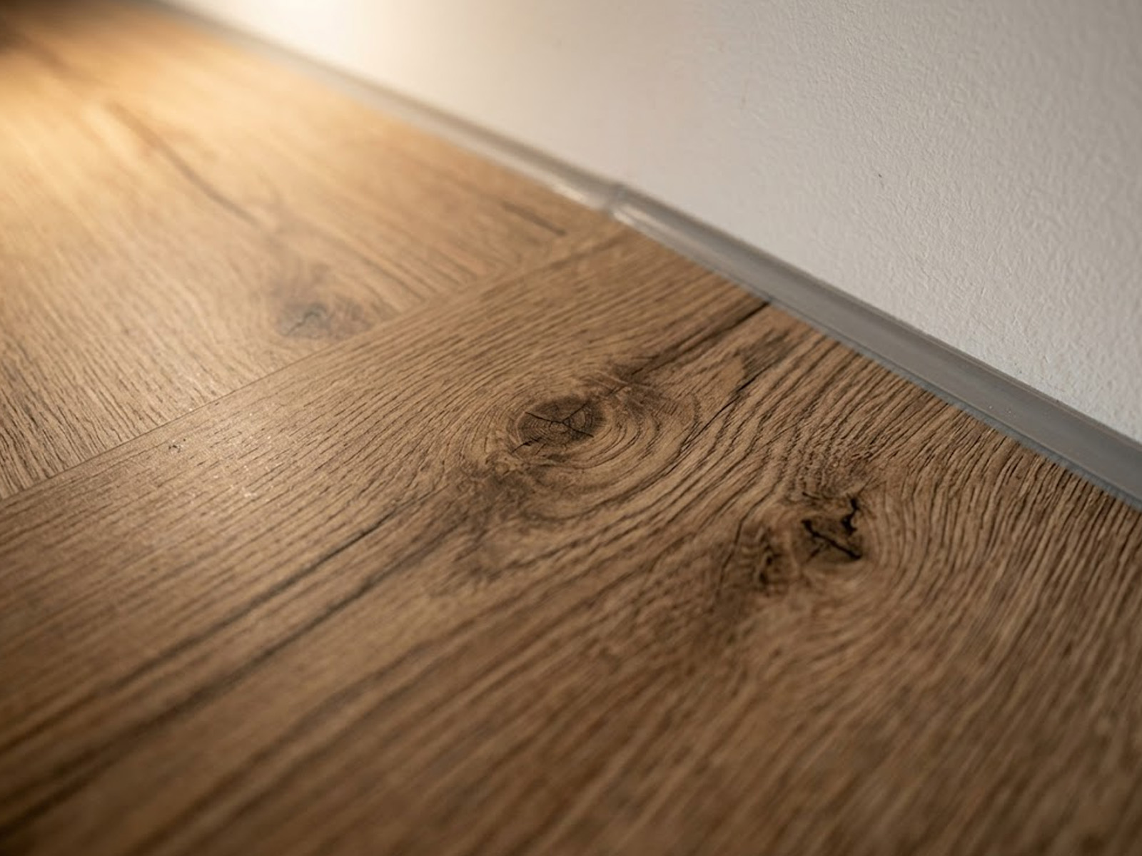 Realistic-Timber-Knot-Texture-Laminate